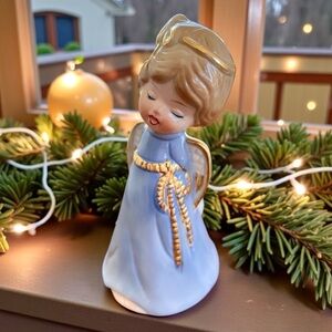 Jasco Bashful Belle figurine, bisque porcelain, functional bell, no cracks/chips